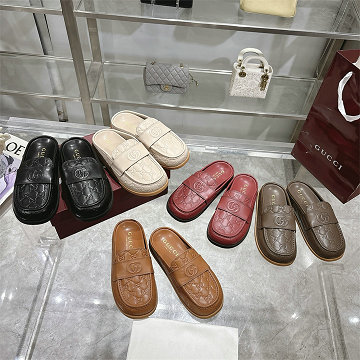 商品細詳を見る:グッチ GUCCI 26-GGJ25024  2025年新作 ローファー ミュール レディース パンプス フラットシューズ 靴 レザー