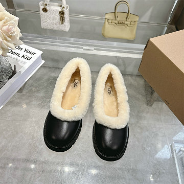 商品名称：UGG 26-UGGJ25003P2025年新作 ウール ローファー バレエシューズ フラットシューズ レディース