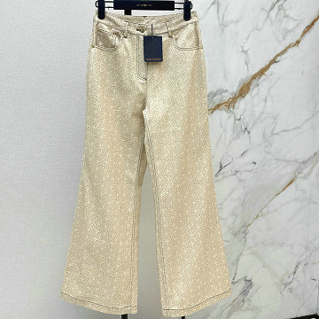 商品細詳を見る:ルイヴィトン LOUISVUITTON 2026年新作 モノグラム ジーンズ ストレートパンツ レディース カジュアル