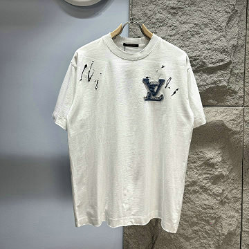 商品細詳を見る:ルイヴィトン LOUISVUITTON 2026年新作 Tシャツ ショートスリーブ コットンジャージー クルーネック 男女兼用