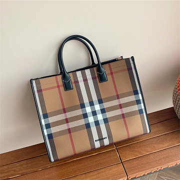 商品名称：バーバリー BURBERRY 2025年新作 チェック トートバッグ ハンドバッグ レディース