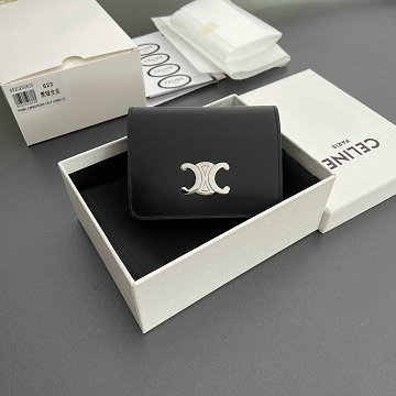 商品細詳を見る:セリーヌ CELINE 2025年新作 10K623 トリオンフ コンパクトウォレット カードケース 名刺入れ