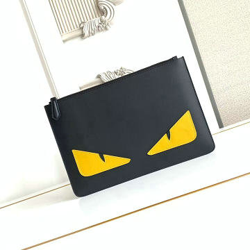 商品細詳を見る:フェンディ FENDI 2025年新作 7N0078 FFジャカード フラット スリム クラッチ ミディアム ストラップ付き 手持ちかばん メンズ