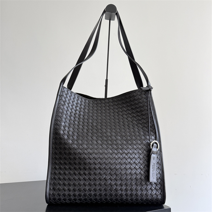 商品名称：ボッテガヴェネタ BOTTEGAVENETA 2026年 コリエーレ トートバッグ 肩掛け ショルダーバッグ レディース