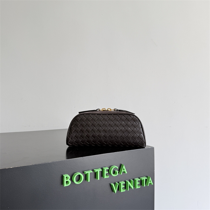 商品名称：ボッテガヴェネタ BOTTEGAVENETA 2026年 スモール ノド ポーチ クラッチバッグ 手持ちかばん