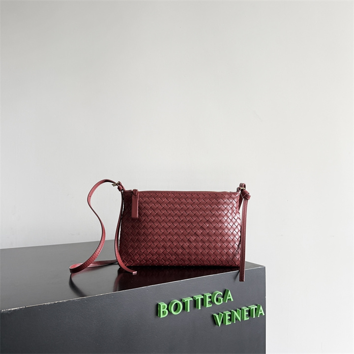 商品名称：ボッテガヴェネタ BOTTEGAVENETA 2026年 イントレチャート ピッコロ ミディアム ポーチ ショルダーバッグ レディース