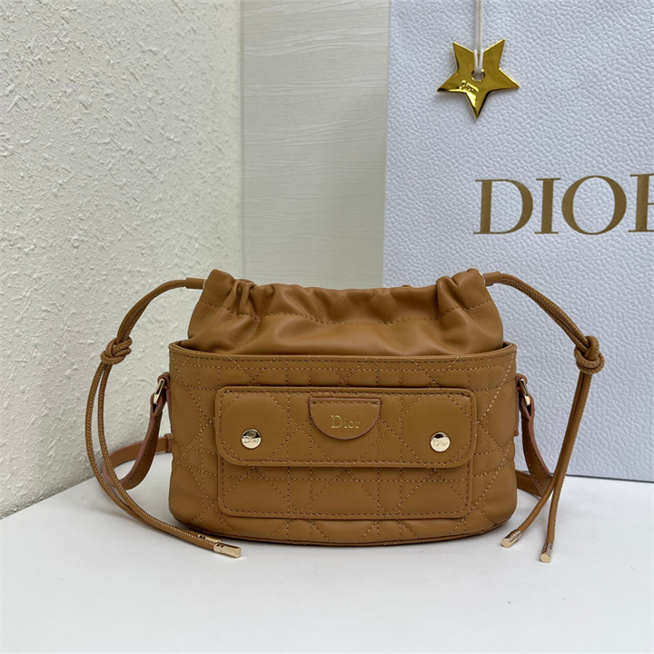 商品名称：クリスチャンディオール CHRISTIAN DIOR 2026年 トラベル バケットバッグ ショルダーバッグ レディース