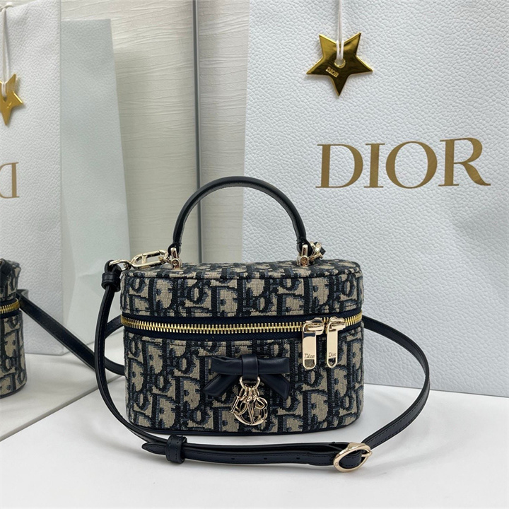 商品名称：クリスチャンディオール CHRISTIAN DIOR 2026年 ハンドバッグ クラッチバッグ ポーチ ショルダーバッグ