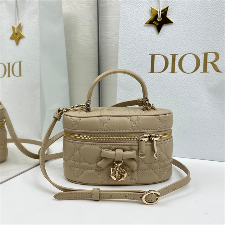 商品名称：クリスチャンディオール CHRISTIAN DIOR 2026年 ハンドバッグ クラッチバッグ ポーチ ショルダーバッグ