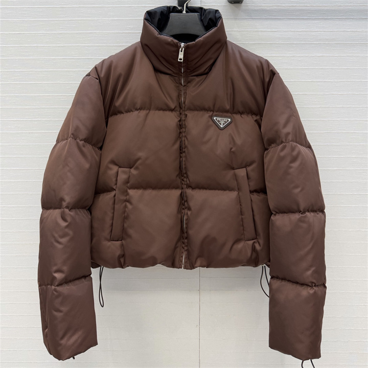 商品名称：プラダ PRADA 2026年 ダウンジャケット フード付き 秋冬 防寒 おしゃれ カジュアル アウター