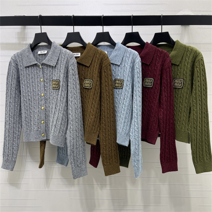 ミュウミュウ MIUMIU 2026年 レディース ニットカーディガン 長袖 クルーネックネック ゆったり シンプル 秋冬 カジュアル トップス