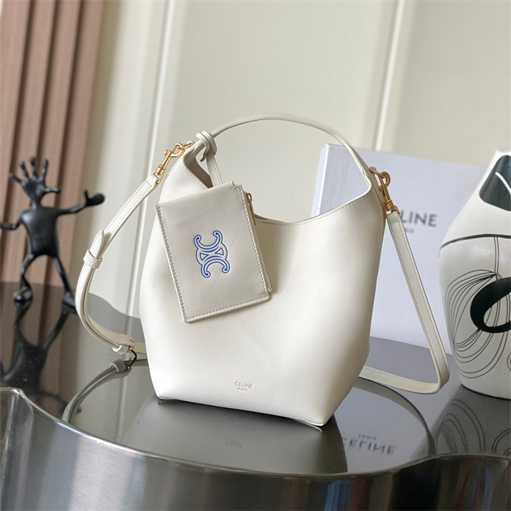 商品名称：セリーヌ CELINE 2026年 スモールホーボーバッグ ショルダーバッグ サプルスムースカーフスキン