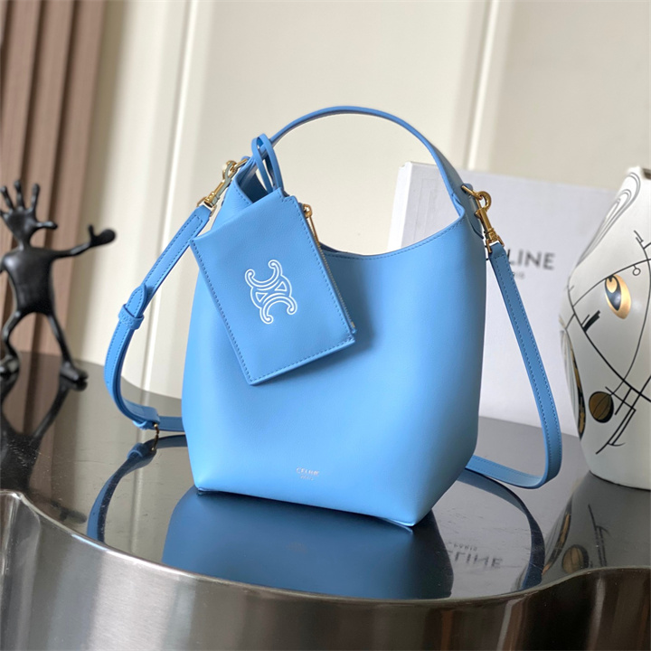商品名称：セリーヌ CELINE 2026年 スモールホーボーバッグ ショルダーバッグ サプルスムースカーフスキン