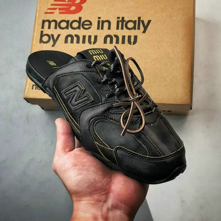 商品名称：ミュウミュウ MIUMIU 2026年 ローファー フラットミュール スライド レディース
