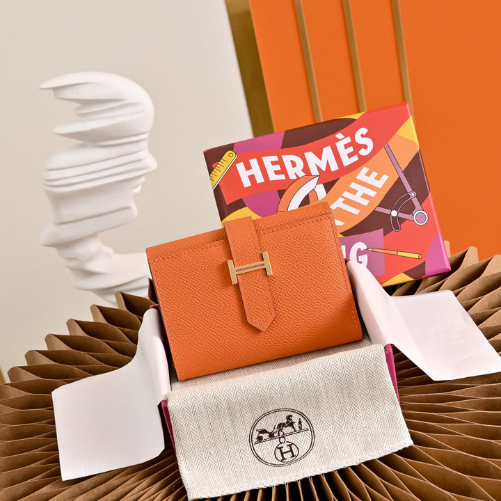 商品名称：エルメス HERMES 2026年 ベアン 三つ折り短財布 カード入れ ヴォーエプソン