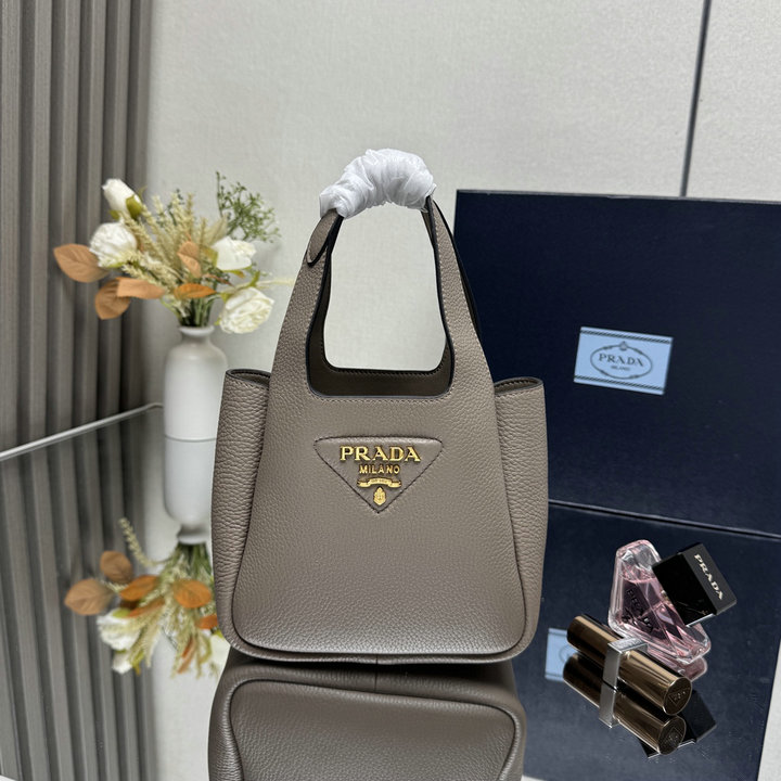 商品名称：プラダ PRADA 2026年 1BA349 リエゾン ミニ レザー ハンドバッグ トートバッグ カーフレザー レディース