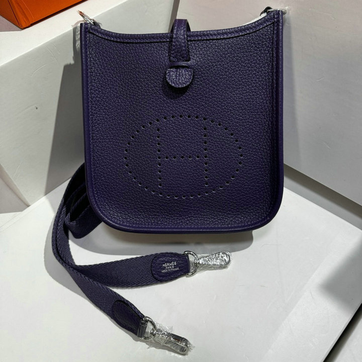 エルメス HERMES 2026年 エヴリン ミニ ショルダーバッグ レザー