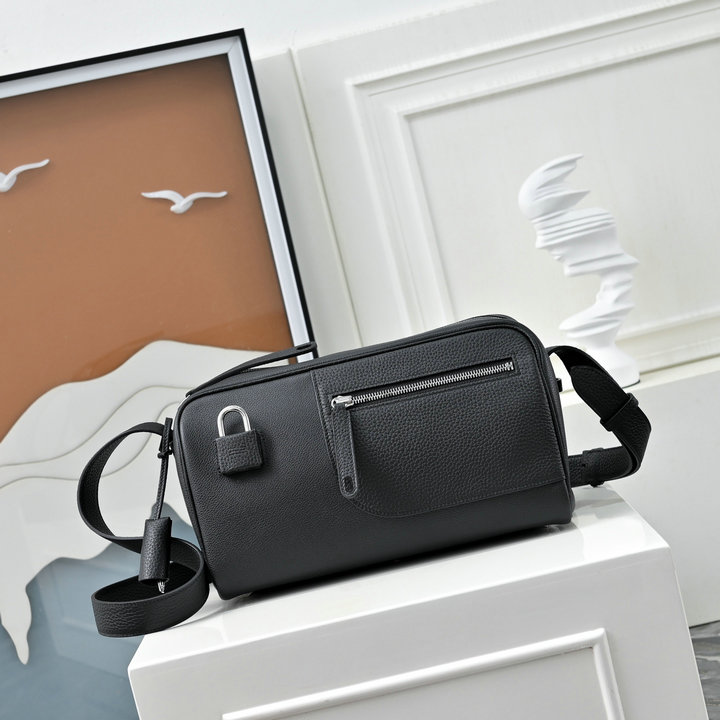 エルメス HERMES 2026年 Nouveau On Body ショルダーバッグ