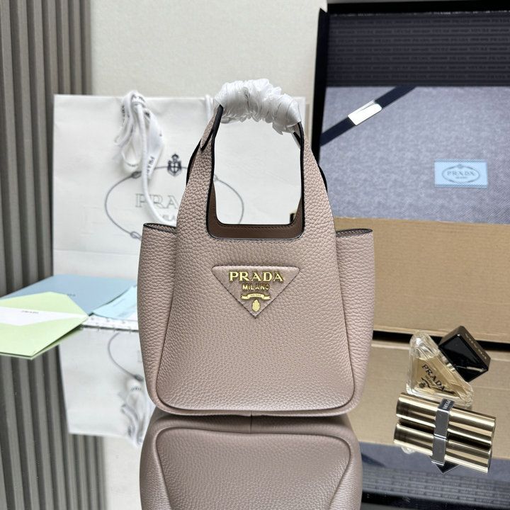 プラダ PRADA 2026年 1BA349 リエゾン ミニ レザー ハンドバッグ トートバッグ カーフレザー レディース