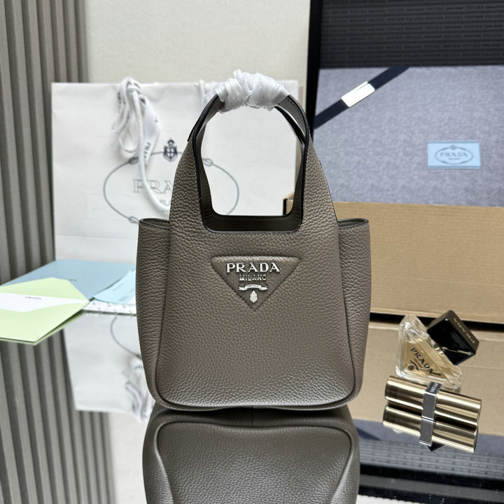 商品名称：プラダ PRADA 2026年 リエゾン ミニ レザー ハンドバッグ トートバッグ カーフレザー レディース