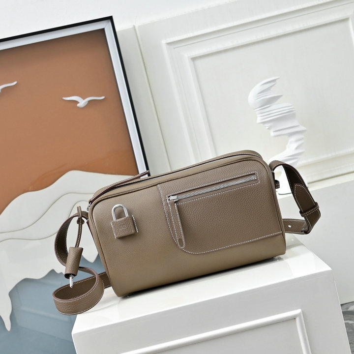 エルメス HERMES 2026年 Nouveau On Body ショルダーバッグ