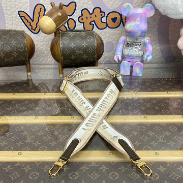 商品細詳を見る:ルイヴィトン LOUISVUITTON 2026年新作 ショルダーストラップ 調節可能 幅4cm