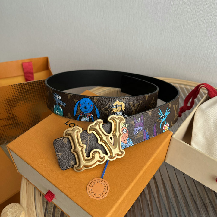 商品細詳を見る:ルイヴィトン LOUISVUITTON 2026年新作 ベルト 幅40MM メンズ
