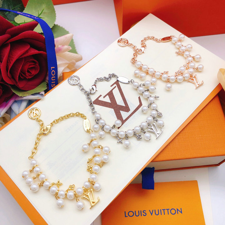 商品細詳を見る:ルイヴィトン LOUISVUITTON 2026年新作 ブレスレット パール リバー ジュエリー