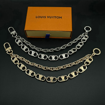 商品細詳を見る:ルイヴィトン LOUISVUITTON 2026年新作 チェーンベルト LV フラワー リンク バッグチャーム キーホルダー キーリング