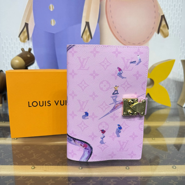 ルイヴィトン LOUISVUITTON 2026年新作 クヴェルテュール カルネ ポール ノートブックカバー モノグラム キャンバス レザー