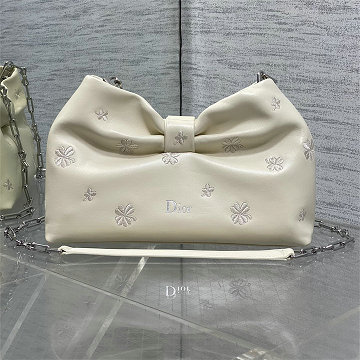 商品細詳を見る:クリスチャンディオール CHRISTIAN DIOR 025-CD2446HBS 2026年新作 LAMBSKIN チェーン ショルダーバッグ レディース