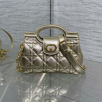 商品細詳を見る:クリスチャンディオール CHRISTIAN DIOR 025-CD2877HJS  2026年新作 Jolie ショルダーバッグ チェーンポーチ スモールバッグ