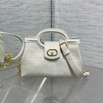 商品細詳を見る:クリスチャンディオール CHRISTIAN DIOR 025-CD2877PFH  2026年新作 Jolie ショルダーバッグ チェーンポーチ スモールバッグ