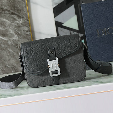 商品名称：クリスチャンディオール CHRISTIAN DIOR 025-CD11049BSH 2026年新作 サドル ポーチ ミニバッグ ショルダーバッグ オブリーク