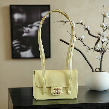 商品細詳を見る:シャネル CHANEL025-CH4822PQY  2026年新作 スモール トートバッグ ショルダーバッグ レディース