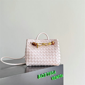 商品細詳を見る:ボッテガヴェネタ BOTTEGAVENETA 025-BOV743568ZPQF  2025年新作 スモール アンディアーモ トップハンドルバッグ トートバッグ