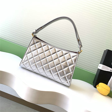 商品細詳を見る:シャネル CHANEL 025-CH6045YS 2026年新作 ホーボーバッグ トートバッグ ハンドバッグ キャリーバッグ レディース