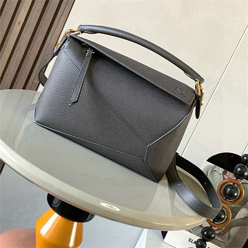 商品名称：ロエベ LOEWE 025-LE052239LJHS 2026年新作 スモール パズル ハンドバッグ 2way ショルダーバッグ レディース レザー