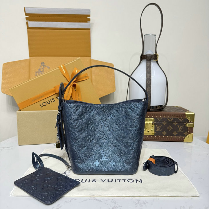 商品細詳を見る:ルイヴィトン LOUISVUITTON 2026年新作 オール イン BB トートバッグ ハンドバッグ バケットバッグ