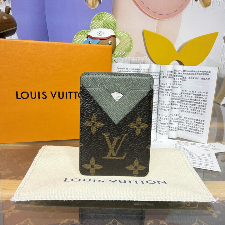 商品細詳を見る:ルイヴィトン LOUISVUITTON 2026年新作 M25659 ポルト カルト マグネット カードケース スマートフォンケース モノグラム マカサー キャンバス