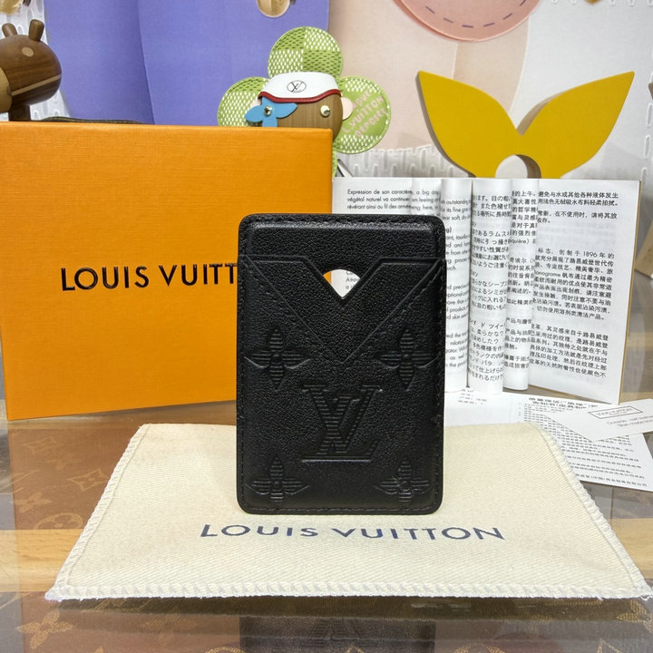商品名称：ルイヴィトン LOUISVUITTON 2026年新作 M26738 ポルト カルト マグネット カードケース スマートフォンケース モノグラム シャドウ レザー
