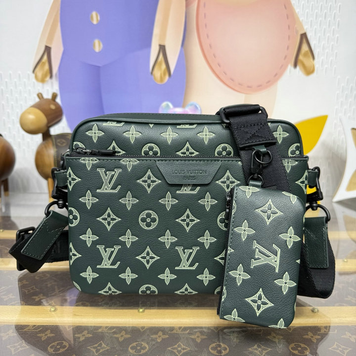 商品名称：ルイヴィトン LOUISVUITTON 2026年新作 M27154 トリオ メッセンジャーバッグ ショルダーバッグ メンズ モノグラム シャドウ レザー