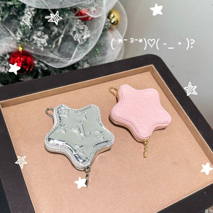 商品細詳を見る:ルイヴィトン LOUISVUITTON 2026年新作 M26575 SPARK 小銭入れ ジッピーウォレット バッグチャーム キーホルダー