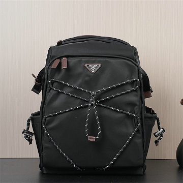 商品細詳を見る:プラダ PRADA 025-PD2VZ122BK 2026年新作 バックパック メンズ リュックサック 大容量 ナイロン