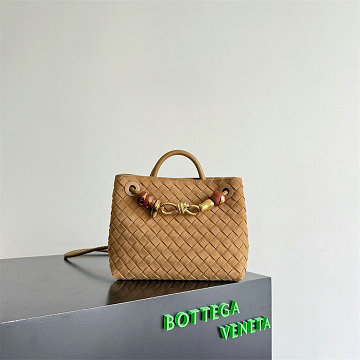 商品細詳を見る:ボッテガヴェネタ BOTTEGAVENETA 025-BOV743568ZRZS 2025年新作 スモール アンディアーモ トップハンドルバッグ トートバッグ