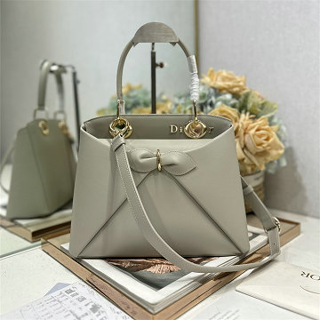 商品名称：クリスチャンディオール CHRISTIAN DIOR 025-CD0737HS 2025年新作 リボン付き トートバッグ ハンドバッグ ショルダーバッグ レディース