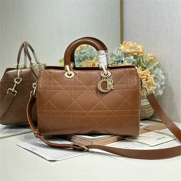 商品細詳を見る:クリスチャンディオール CHRISTIAN DIOR 025-CD1441PZS 2025年新作 レディ ディオール ハンドバッグ トートバッグ ショルダーバッグ