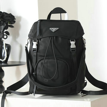 商品名称：プラダ PRADA 2025年新作 バックパック メンズ リュックサック 大容量 リュック リサイクル ナイロン