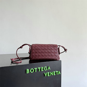 商品細詳を見る:ボッテガヴェネタ BOTTEGAVENETA  99-BOV843893JH 2026年新作 ノットゥルノ ショルダーバッグ クラッチバッグ