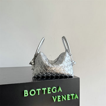 商品名称：ボッテガヴェネタ BOTTEGAVENETA  99-BOV844285YS 2026年新作 ループ トップハンドル ショルダーバッグ レディース